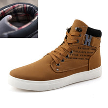 Load image into Gallery viewer, Men's Sneakers 2019 Autumn Winter Warm Matte Leather High Top Men's Shoes Large Size Size 47 Retro Casual Men's Boots Male