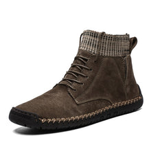 Load image into Gallery viewer, 2019 Men's Winter Shoes Warm High Quality Snow Boots Leather With Fur Breathable High Ankle Shoes Light Sneakers Big Size 48
