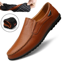 Load image into Gallery viewer, Hot Man Casual Shoes Genuine Leather Men Moccasin Shoes Fashion Leather Shoes Men Italian Men's Loafers Comfort Driving Shoes