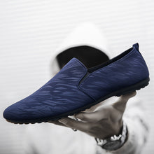 Load image into Gallery viewer, Spring Summer NEW Men's Loafers Comfortable Flat Casual Shoes Men Breathable Slip-On Soft Leather Driving Shoes Moccasins