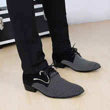 Load image into Gallery viewer, Men's Dress Shoes Men Pointed Toe Business Suit Male Shoes Adult Wedding Shoes Comfort Oxfords Men Formal Shoes 2020
