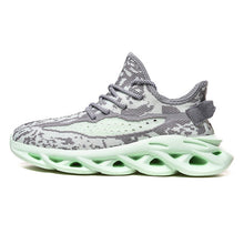 Load image into Gallery viewer, Personal lightweight knife-edge flying weaving running shoes shockproof breathable men's sports shoes walking fitness shoes
