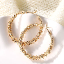 Load image into Gallery viewer, Iparam 2020 Nieuwe Grote Cirkel Ronde Hoop Oorbellen Voor Vrouwen Fashion Statement Gouden Punk Charm Oorbellen Partij Sieraden