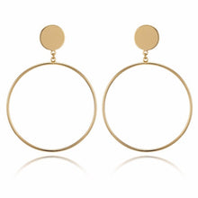 Load image into Gallery viewer, Iparam 2020 Nieuwe Grote Cirkel Ronde Hoop Oorbellen Voor Vrouwen Fashion Statement Gouden Punk Charm Oorbellen Partij Sieraden