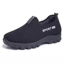 Load image into Gallery viewer, Cotton shoes men's winter plus velvet thickening anti-slip middle-aged cotton shoes men's warm shoes men's cotton shoes old Beij