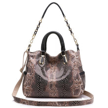 Load image into Gallery viewer, Casual Tote Bags Women Large Shoulder Bags Genuine Leather Luxury Handbags With Snake Printing Women Bags Designer