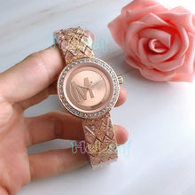 Load image into Gallery viewer, Fashion Gold Silver Stainless Women Watch Quartz Wrist Watches Ladies Girls Famous M Brand Female Clock Montre Femme reloj