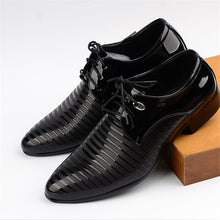 Load image into Gallery viewer, movechain Fashion Men's Lace-Up Oxfords Dress Shoes Mens PU Leather Business Office Wedding Flats Man Casual Party Driving Shoes