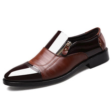 Load image into Gallery viewer, New Newly Men's Quality Patent Leather Shoes Zapatos De Hombre Size Black Leather Soft Man Dress Shoes Man Flat Classic Oxford